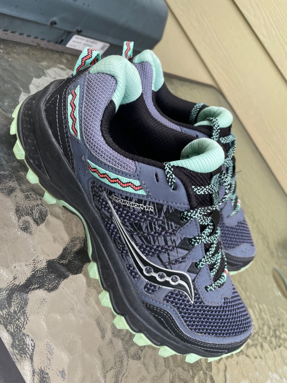 Saucony Women’s Trail Running Sneakers in Lavender and Mint size 7 M